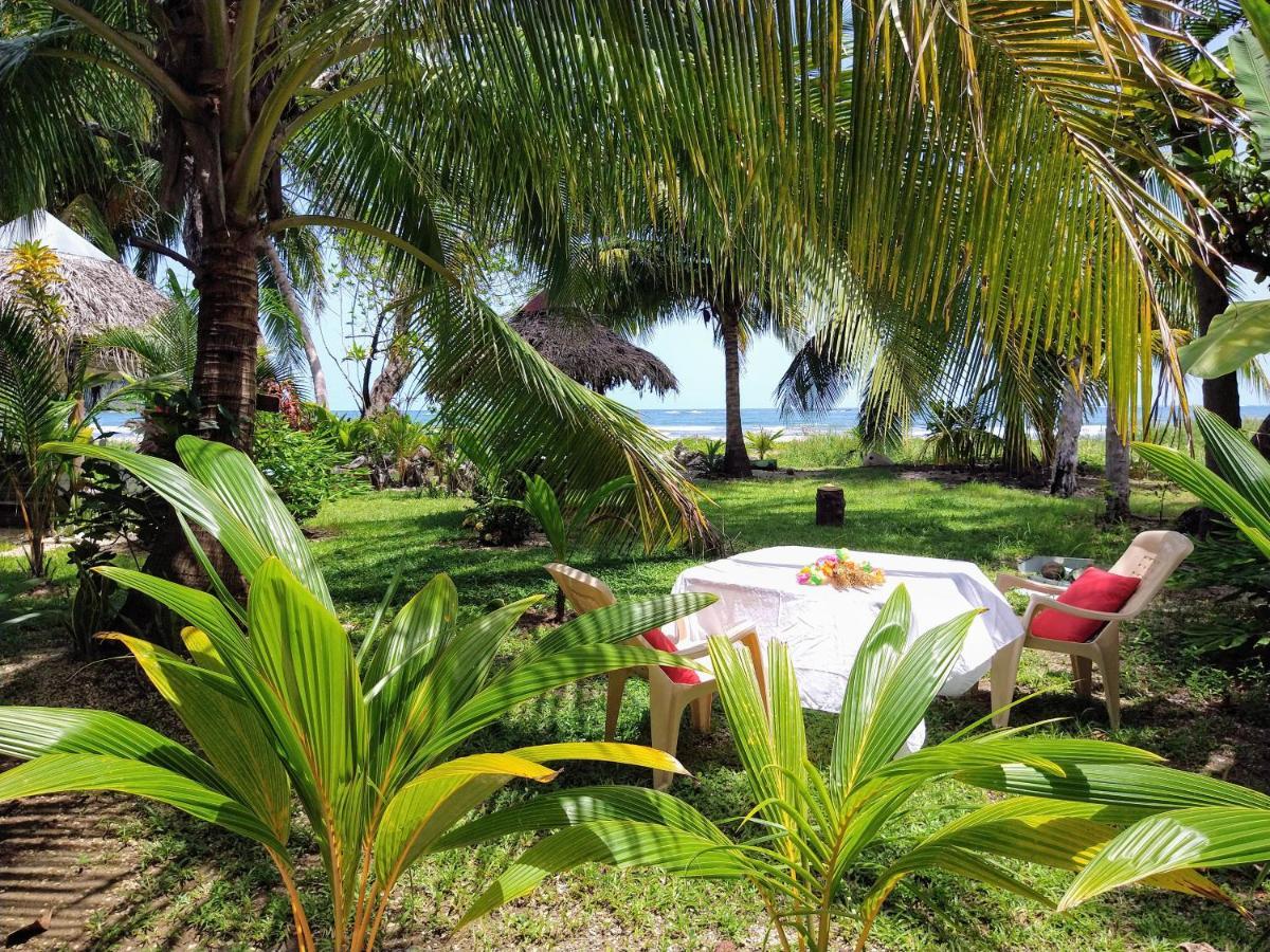 Sunset Chill Out Bed & Breakfast ซามารา ภายนอก รูปภาพ