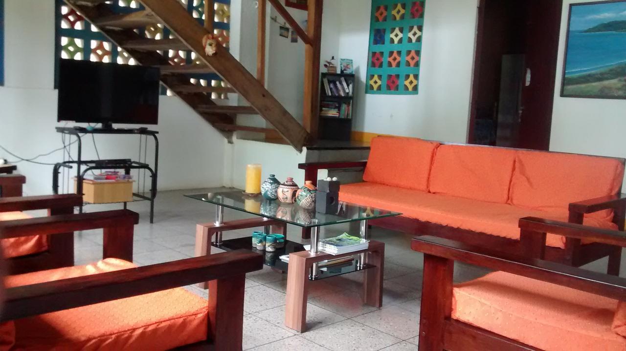 Sunset Chill Out Bed & Breakfast ซามารา ภายนอก รูปภาพ