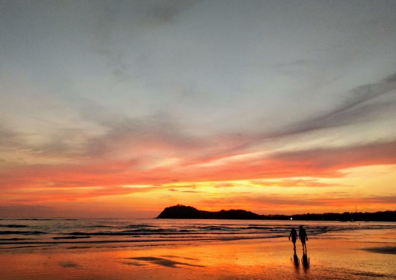 Sunset Chill Out Bed & Breakfast ซามารา ภายนอก รูปภาพ
