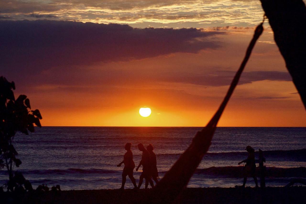 Sunset Chill Out Bed & Breakfast ซามารา ภายนอก รูปภาพ